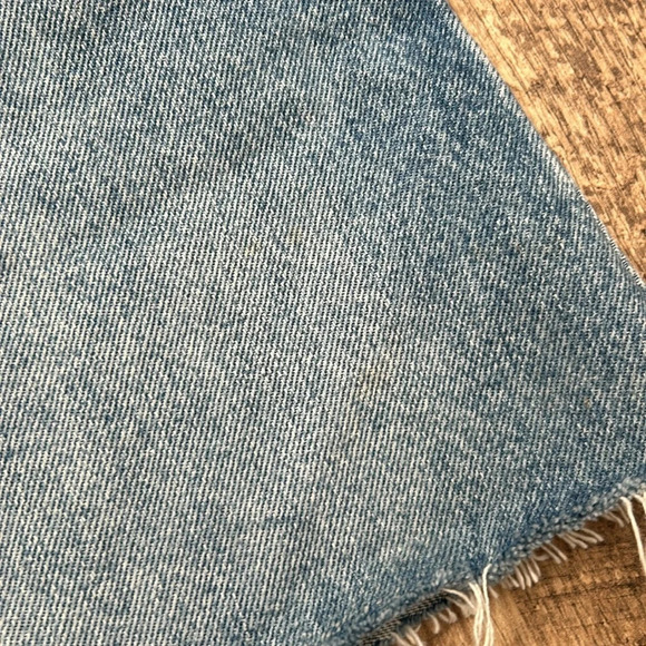 Levi’s Denim Button Skirt Size 27 - Picture 9 of 9